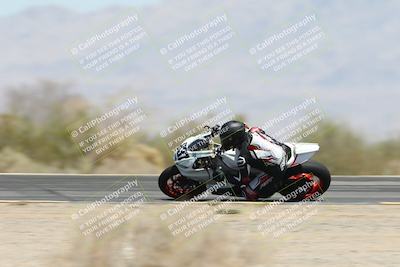 media/Apr-20-2025-CVMA (Sun) [[39090e8767]]/Race 9-Formula LW Twins Shootout/